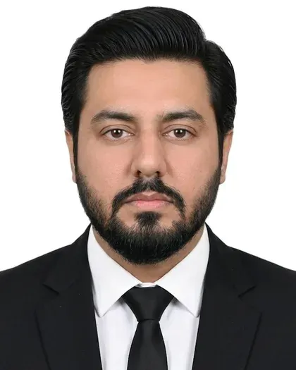 Hassan Raja, Social Media at BM Autoescuela